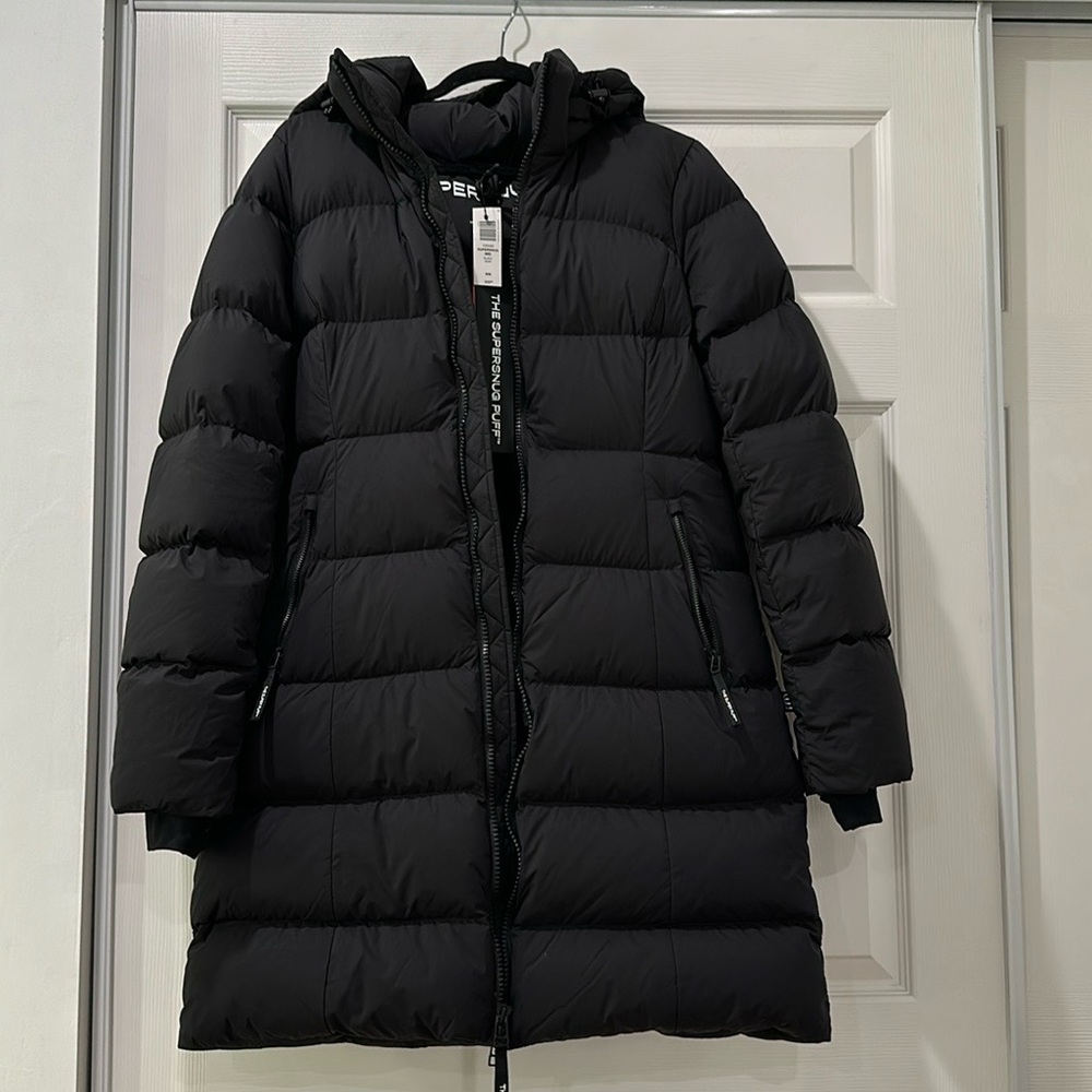ARITZIA supersnug puff jacket